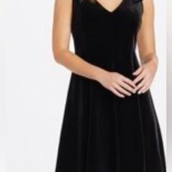 Draper James large velvet black dress. MN80 - Picture 6 of 6